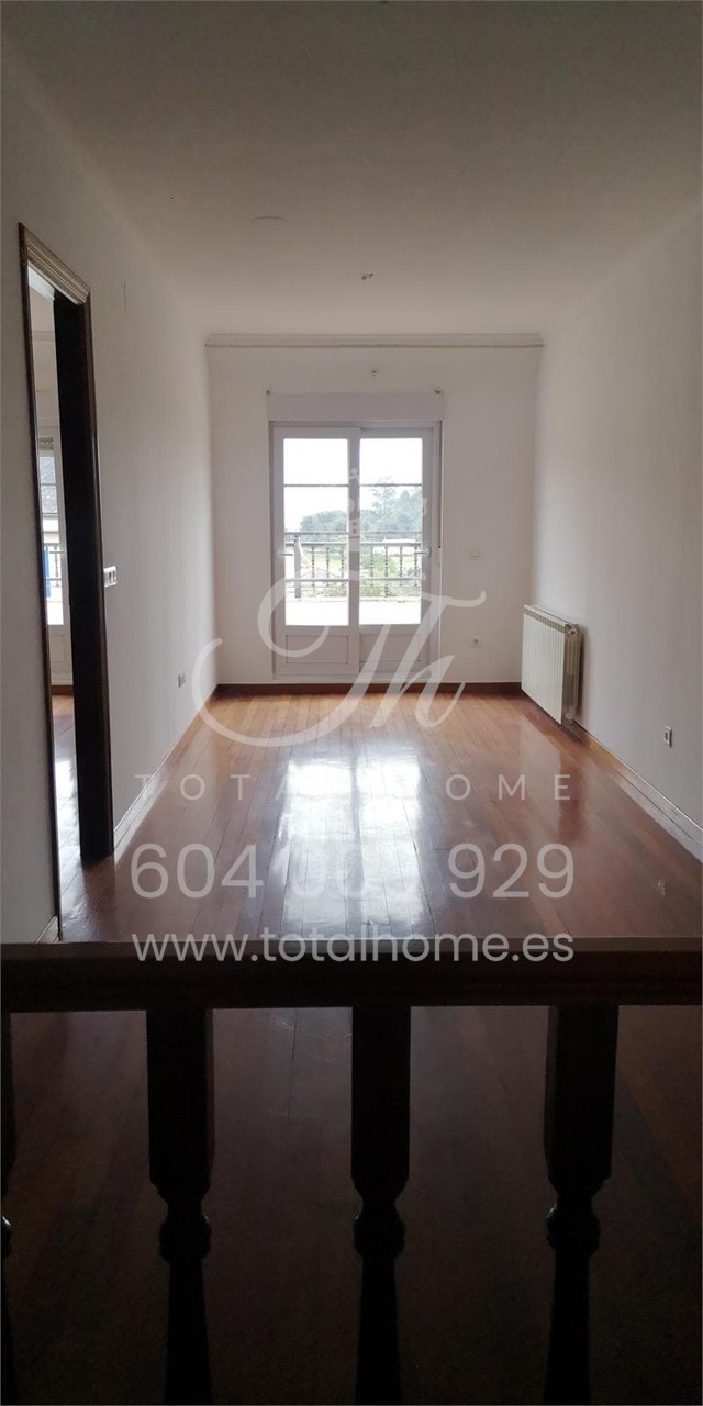 Foto 10 Total Home vende piso Duplex en Cacheiras - Teo